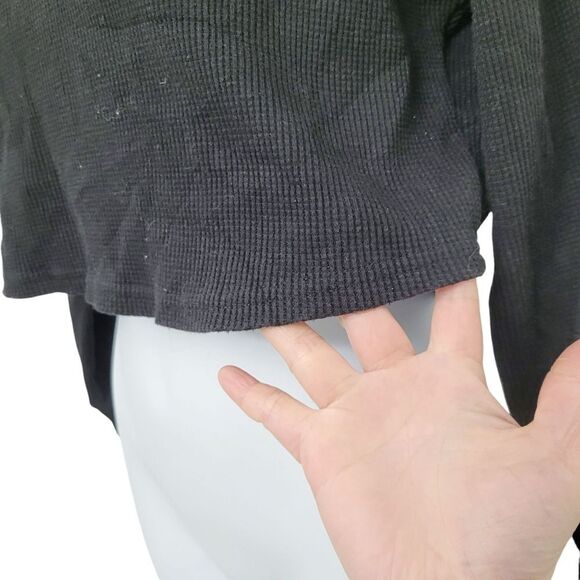 2/$20 Bluenotes Black & White Hoodies Top Crop 60% Cotton Size: Small - Picture 4 of 8